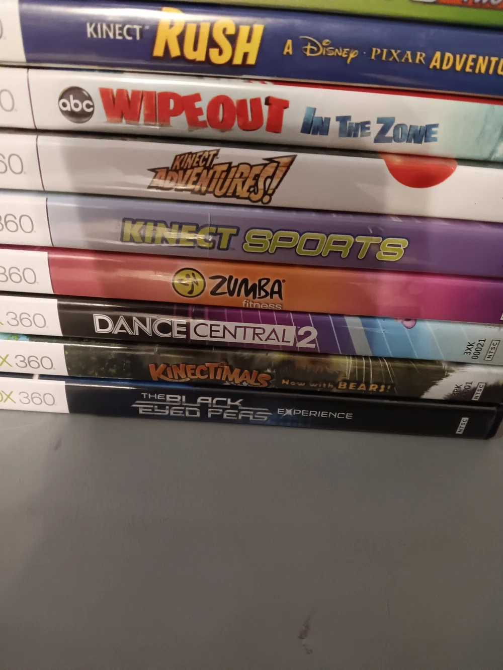 Microsoft Xbox 360 Kinect Sensor with 9 Games